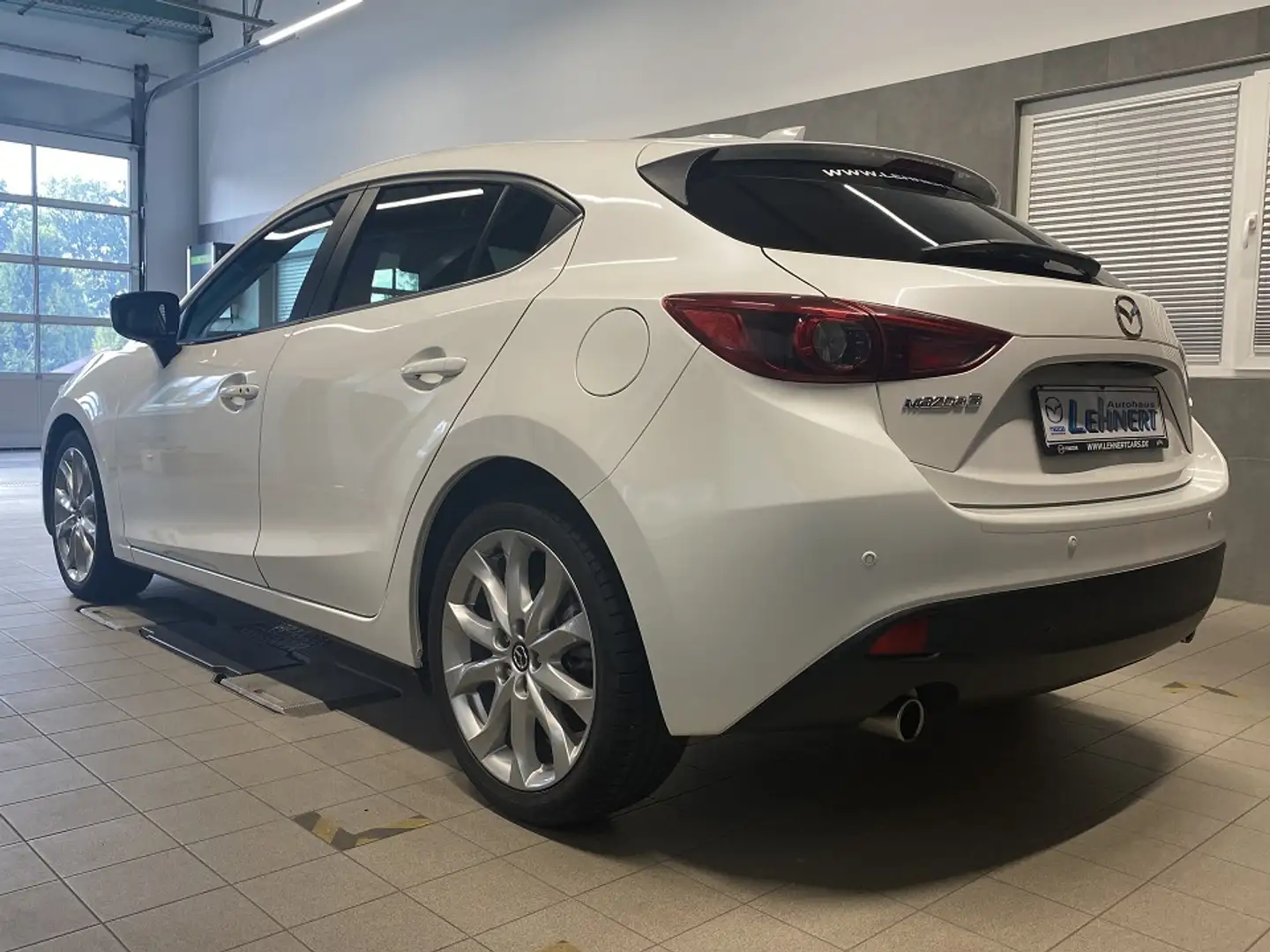 Mazda 3 5-Türer SKYACTIV-G 120 6GS AL-SPORTS-LINE Weiß - 2