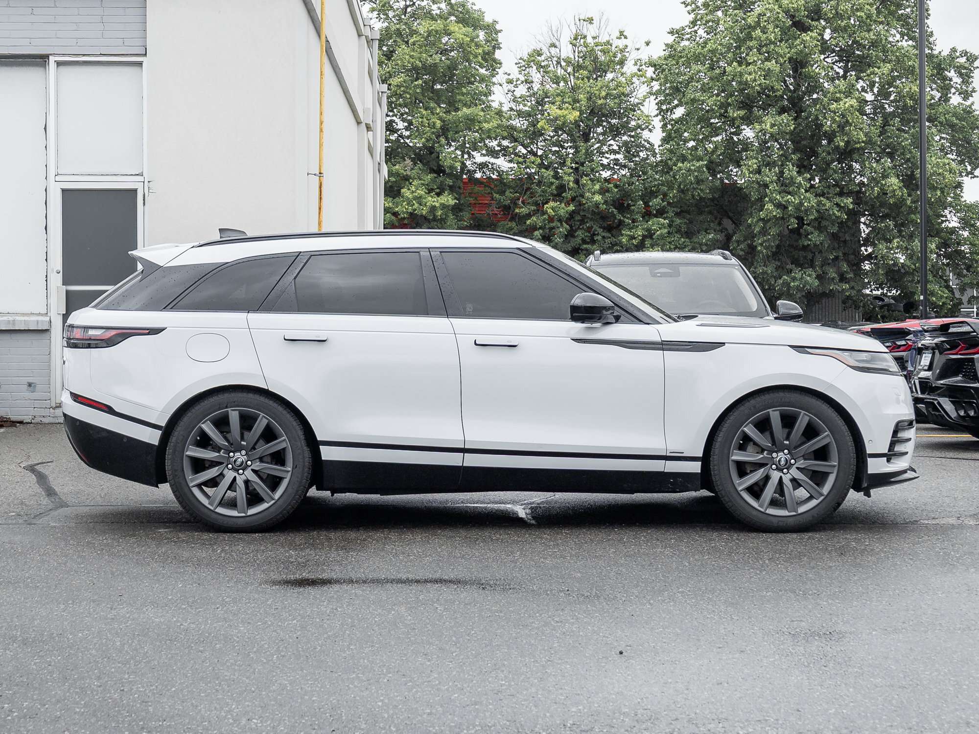 used 2020 Land Rover Range Rover Velar car, priced at $36,895
