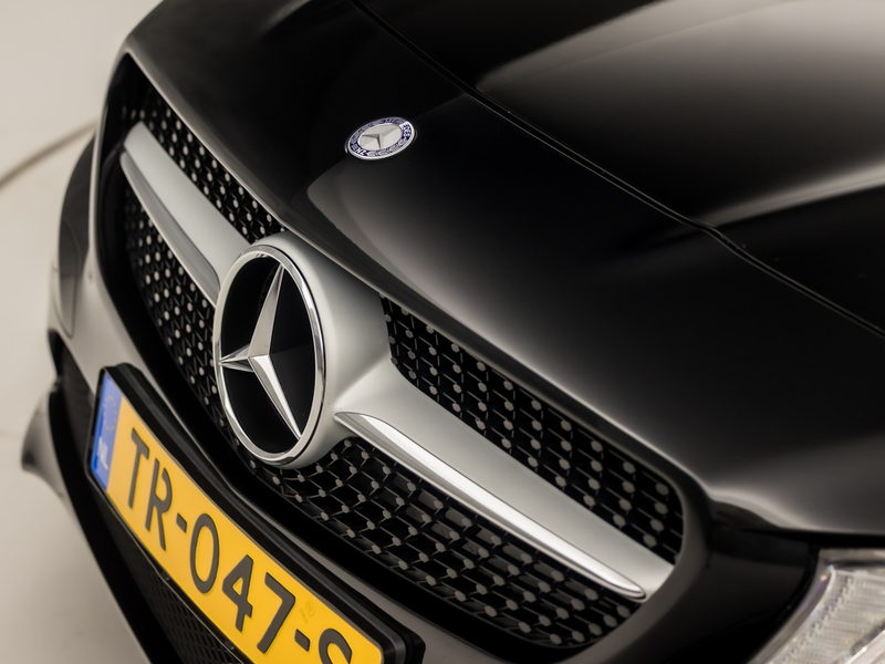 Mercedes-Benz CLA 180 AMG Sport Automaat (GROOT NAVI, LEDER, ZWART HEMEL — photo 27