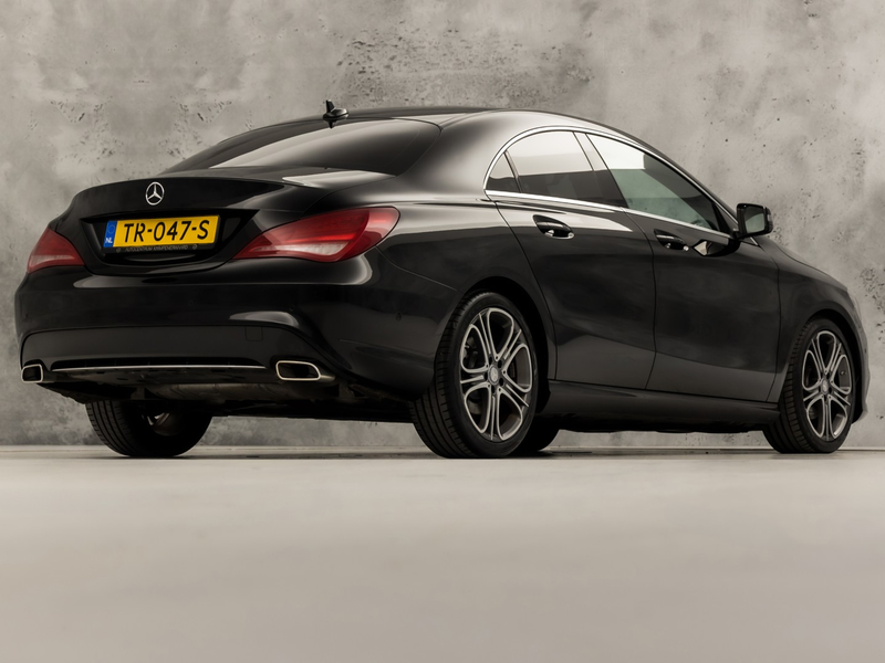 Mercedes-Benz CLA 180 AMG Sport Automaat (GROOT NAVI, LEDER, ZWART HEMEL — photo 5