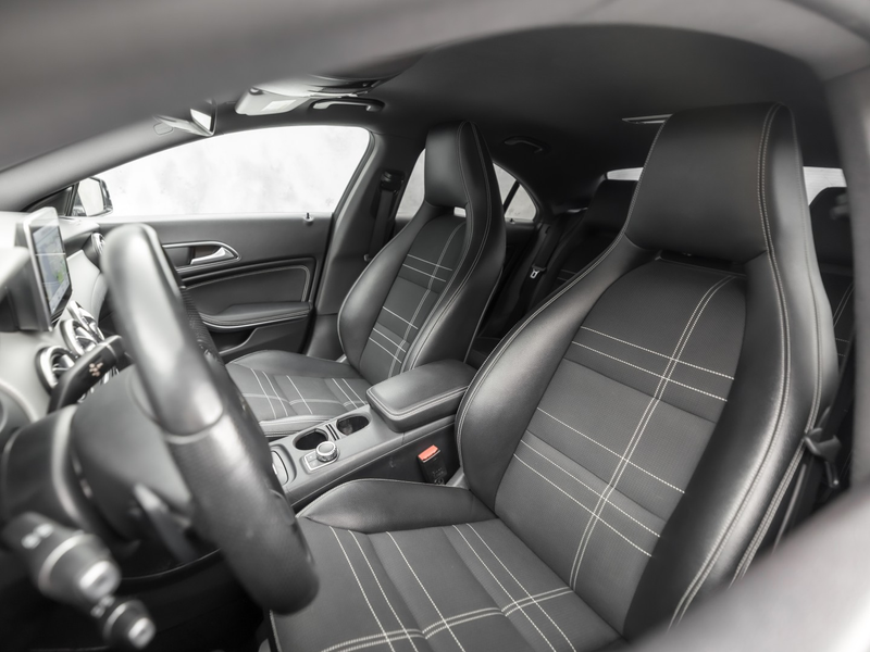 Mercedes-Benz CLA 180 AMG Sport Automaat (GROOT NAVI, LEDER, ZWART HEMEL — photo 13