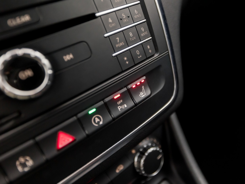 Mercedes-Benz CLA 180 AMG Sport Automaat (GROOT NAVI, LEDER, ZWART HEMEL — photo 10