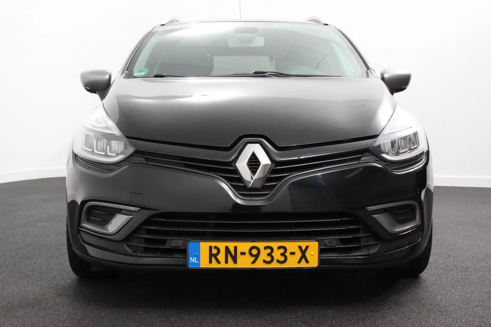 Renault Clio Estate 1.5 dCi GT-line Ecoleader Intens | Navigati Zwart - 2