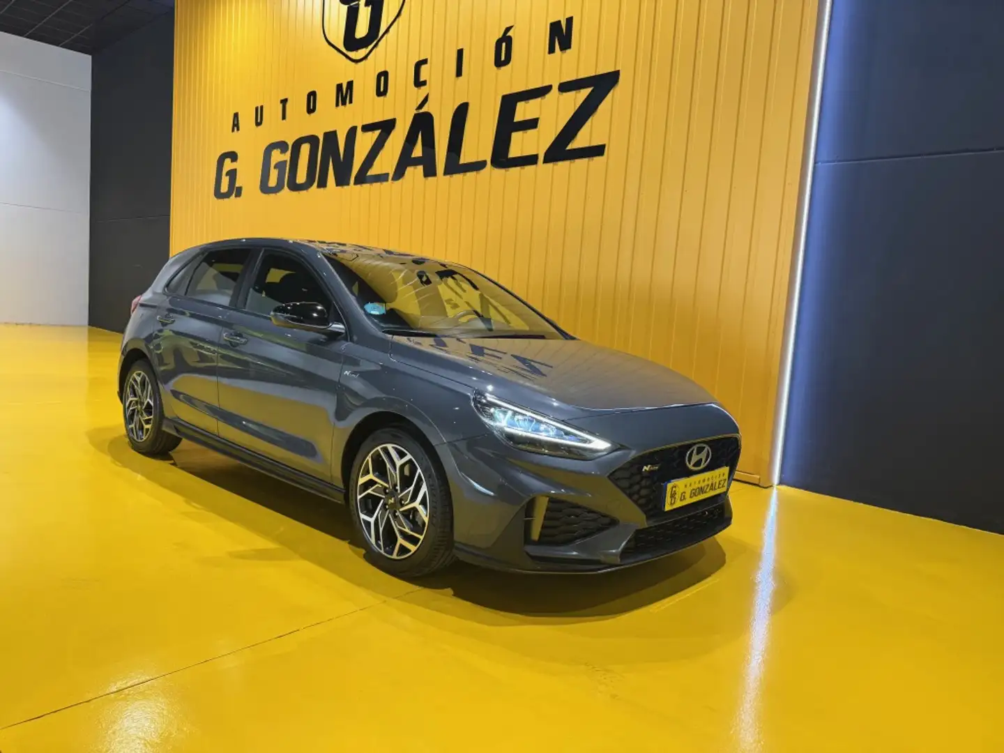 Hyundai i30 1.0 TGDI N Line 100 Gris - 2