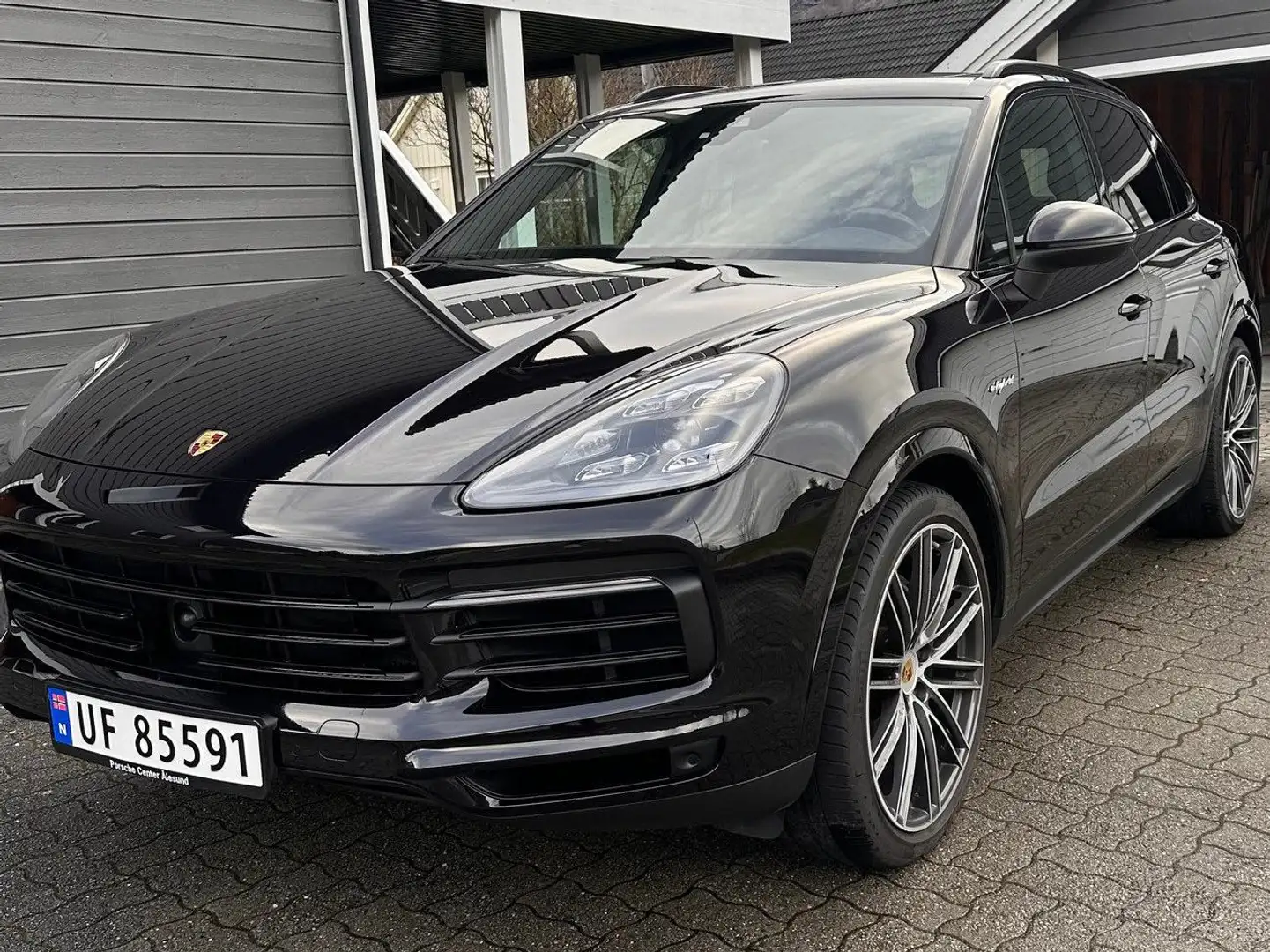 Porsche Cayenne Noir - 1