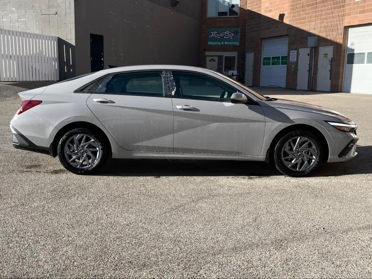 Hyundai ELANTRA снимка Hyundai ELANTRA