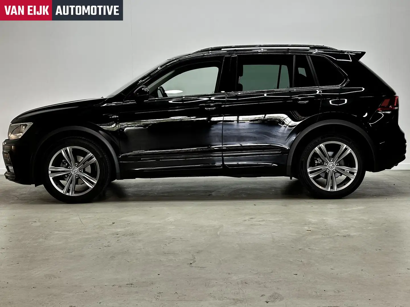 Volkswagen Tiguan Black Style / R-Line / mass stoel / Carplay Zwart - 1