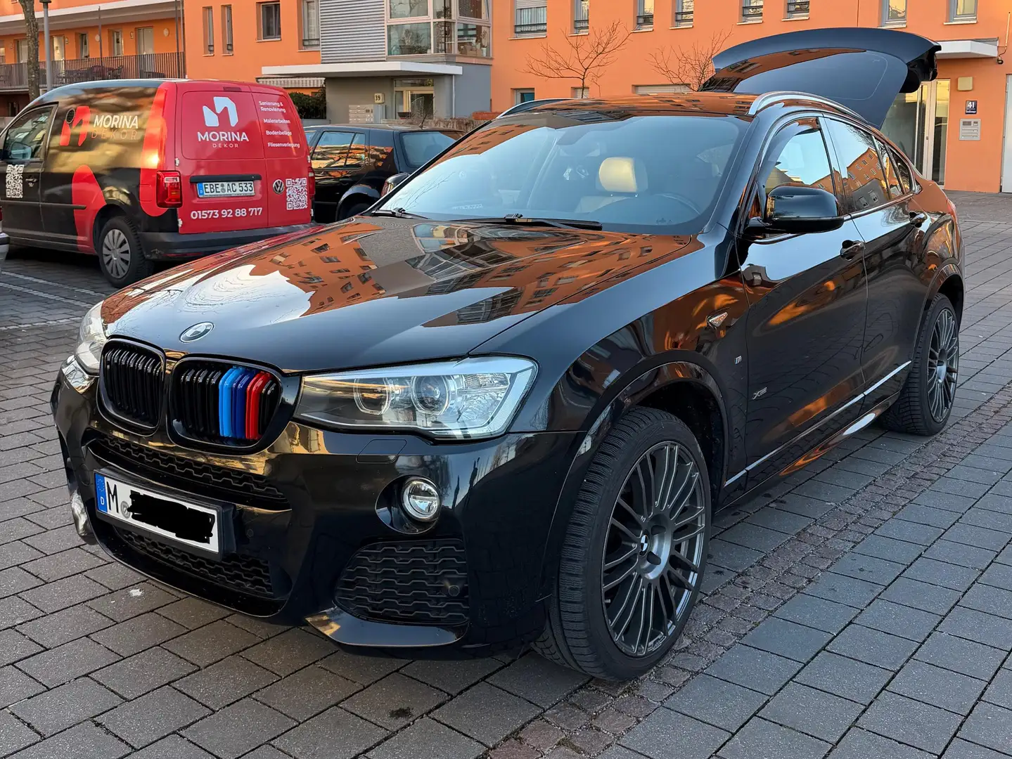 BMW X4 M- xDrive30d Aut. xLine Schwarz - 1