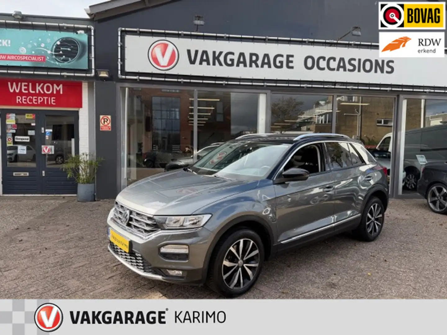Volkswagen T-Roc 1.0 TSI Style Grijs - 1