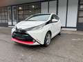 Toyota Aygo 1,0 VVT-i x-wave Weiß - thumbnail 1