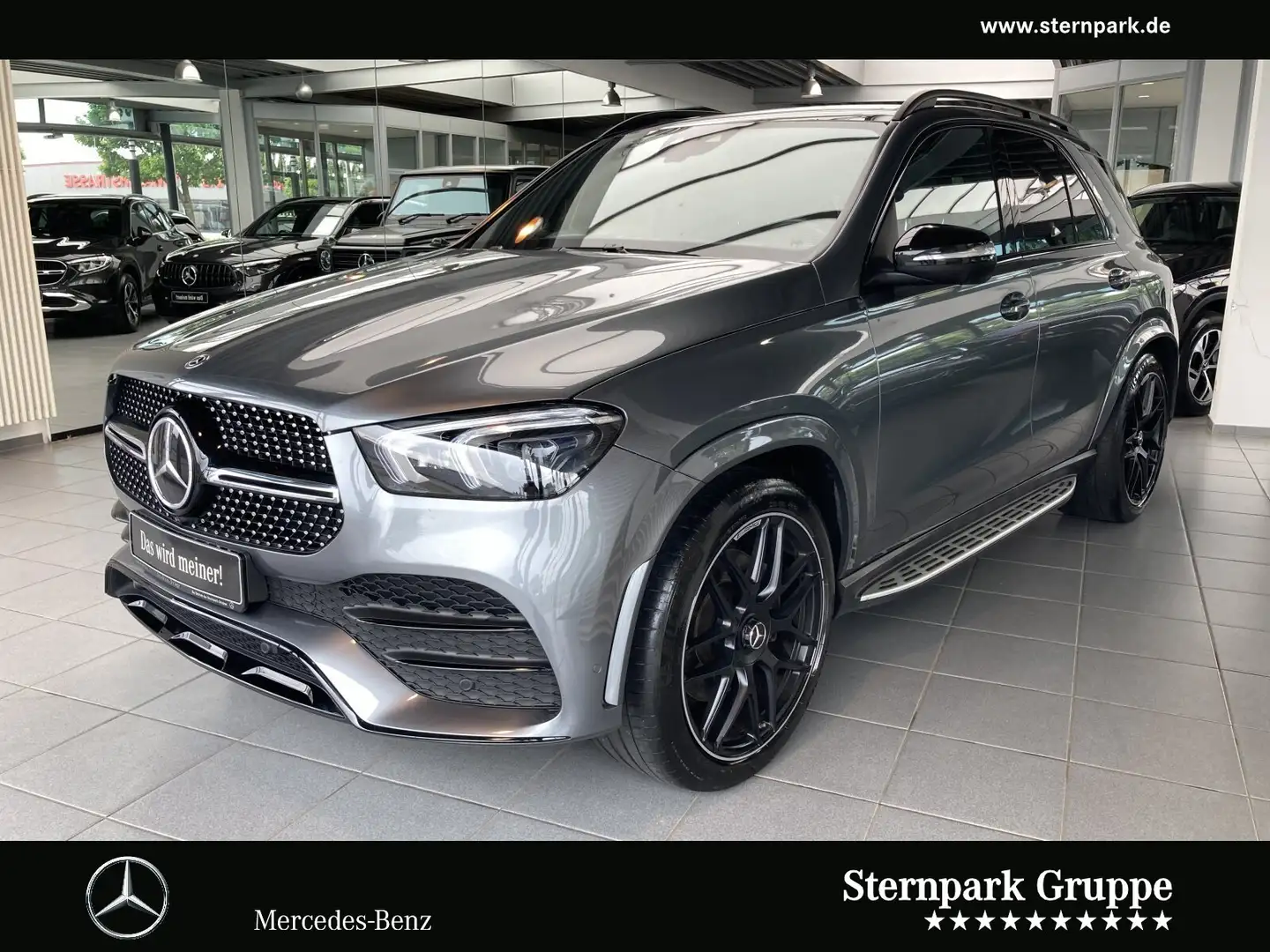 Mercedes-Benz GLE 400 GLE 400 d 4M AMG Airmatic*Pano*HuD*AHK*Distr*22" Grau - 1
