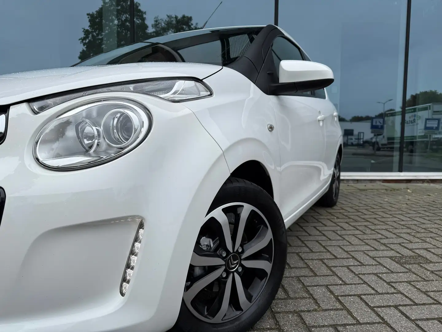 Citroen C1 1.0 VTi Shine - Airco - Media Android/Apple - 15"L Blanco - 2