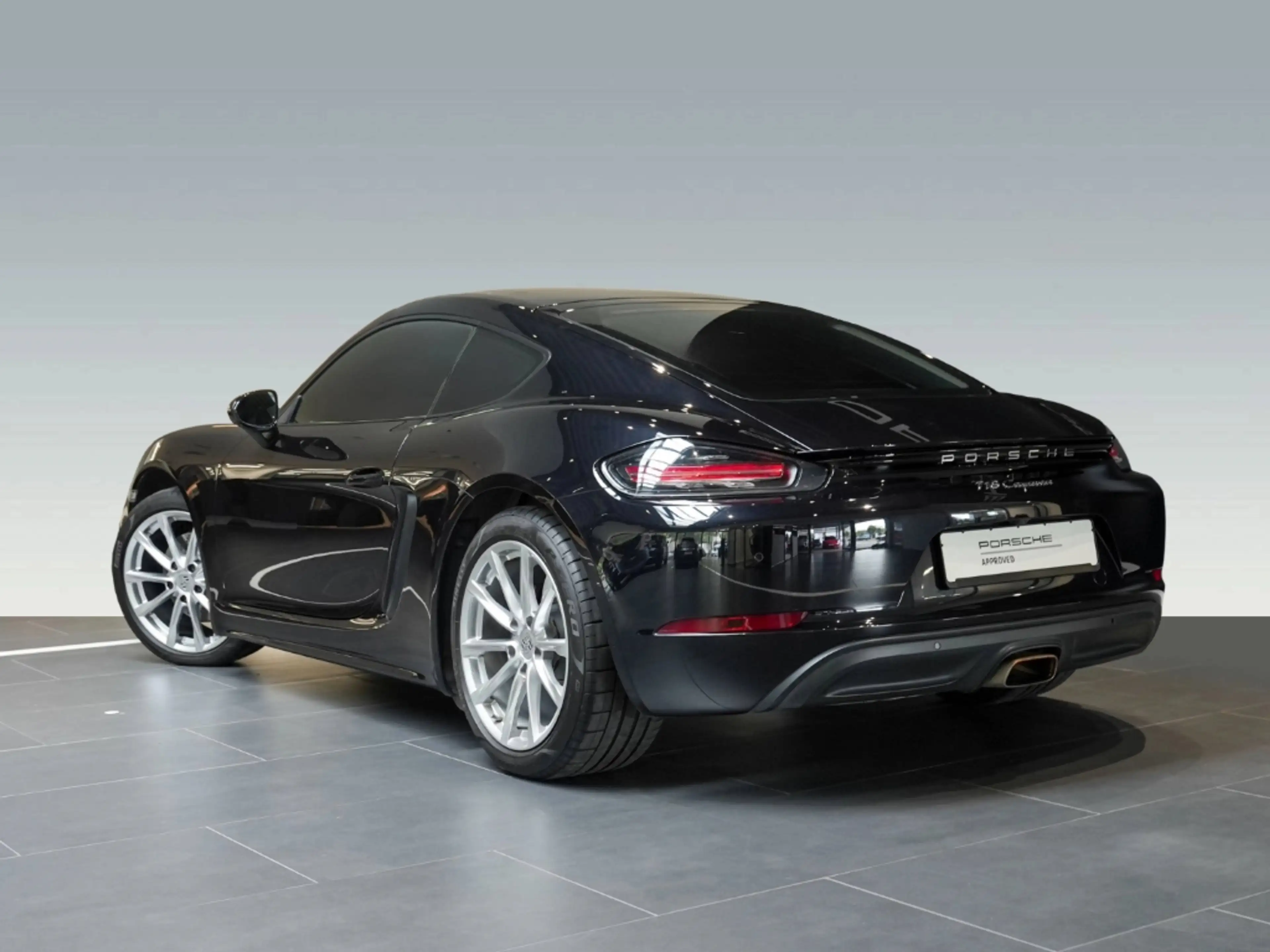 Porsche Cayman 718 — photo 3