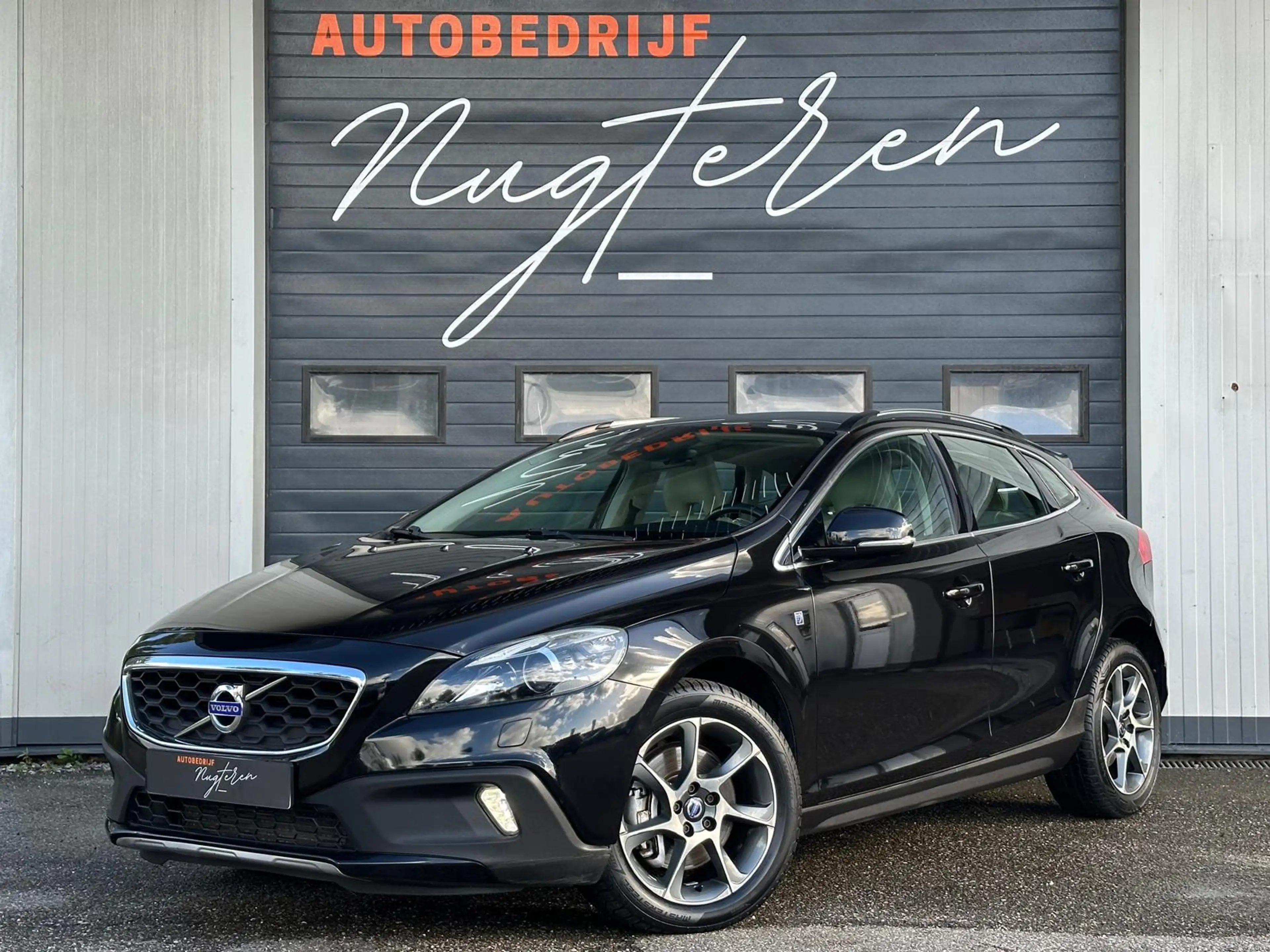 Volvo V40 Cross Country 2.0 T3 Ocean Race/Leer/Xenon/Trekhaak/Pano