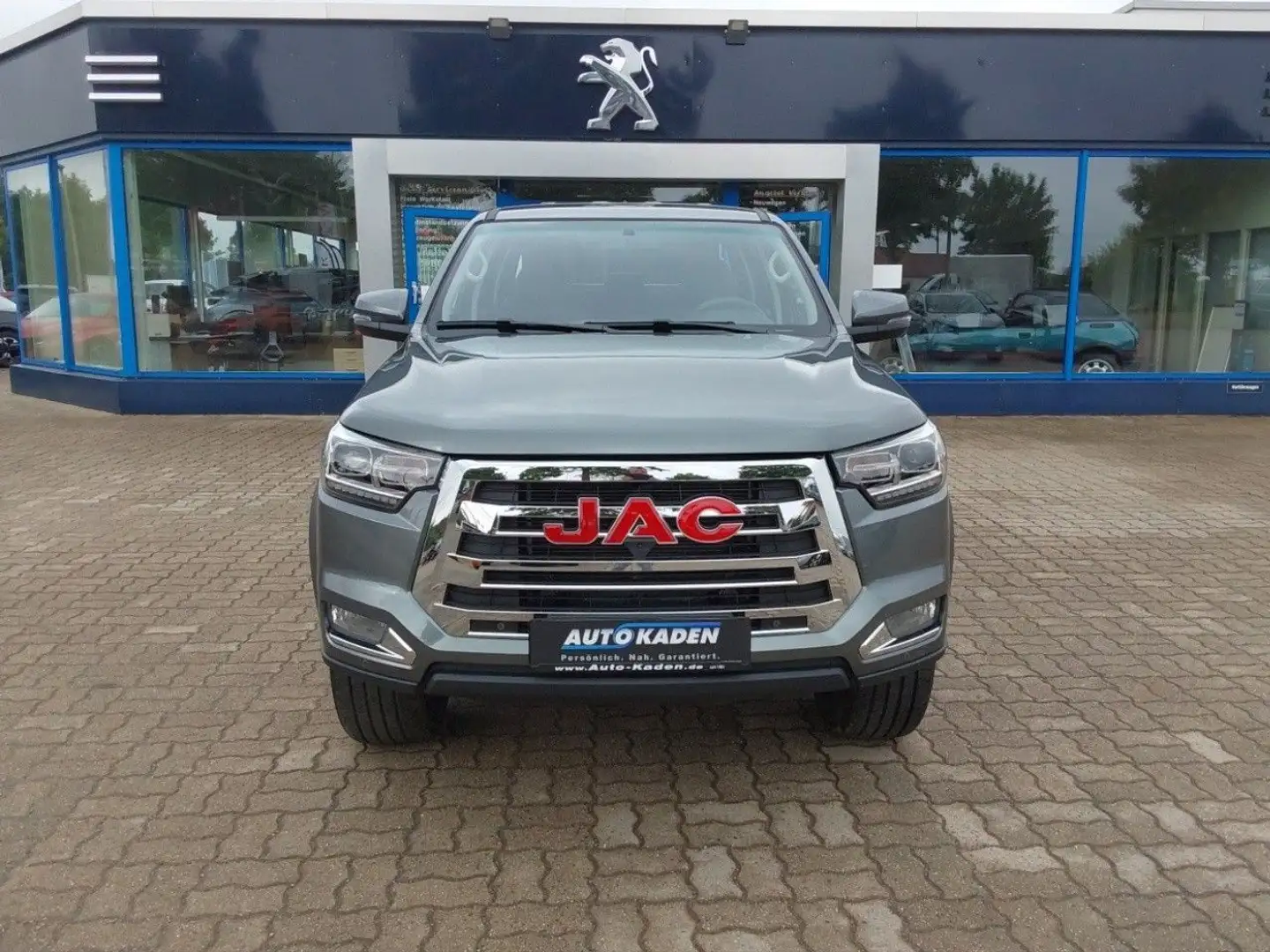 JAC 8 Pro DOKA  4x4 Gri - 2