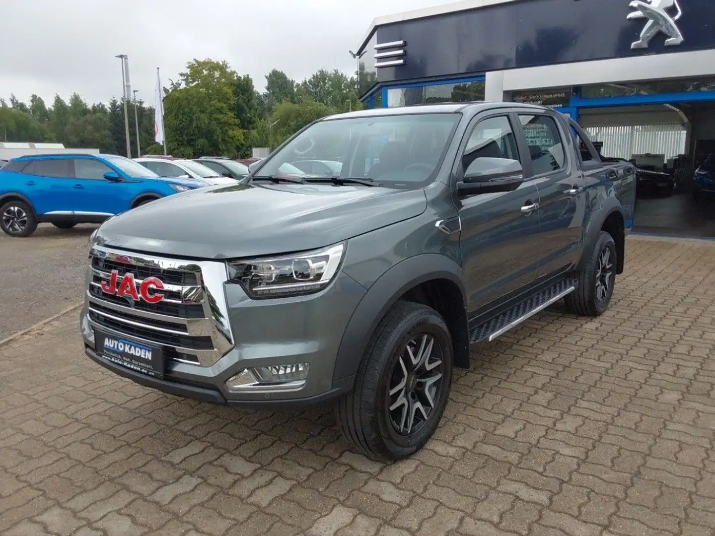 JAC 8 Pro DOKA  4x4 Gri - 1