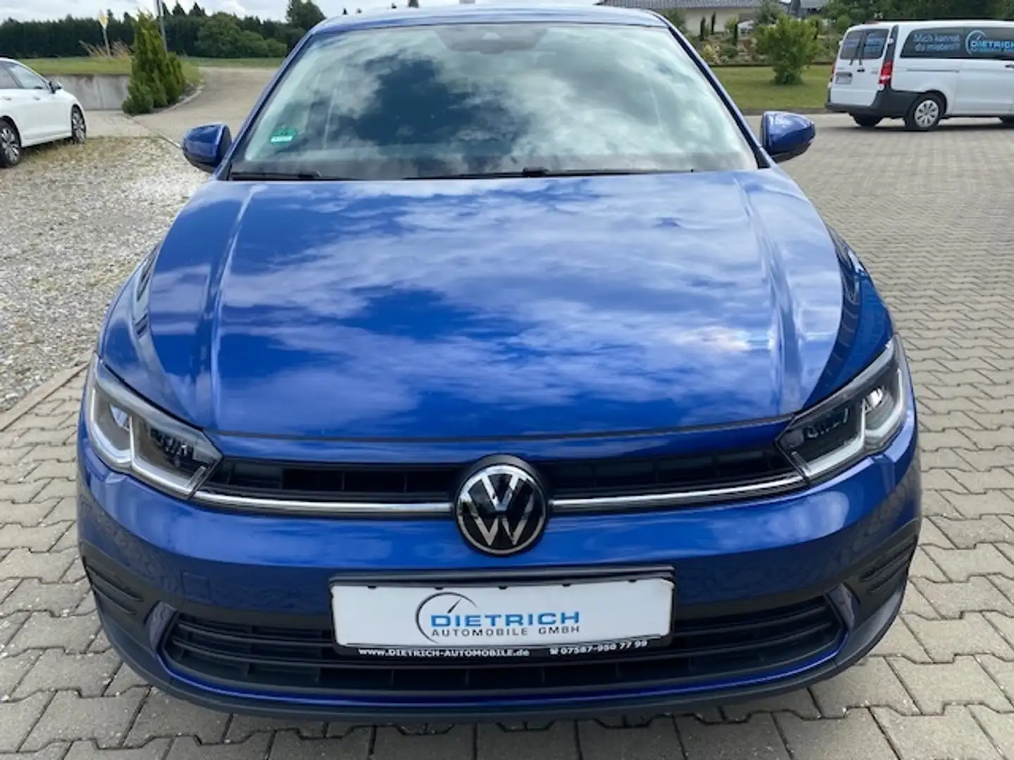 Volkswagen Polo VI1,0 TSi Move PDC SHZ LED NAVi ALU Blau - 2