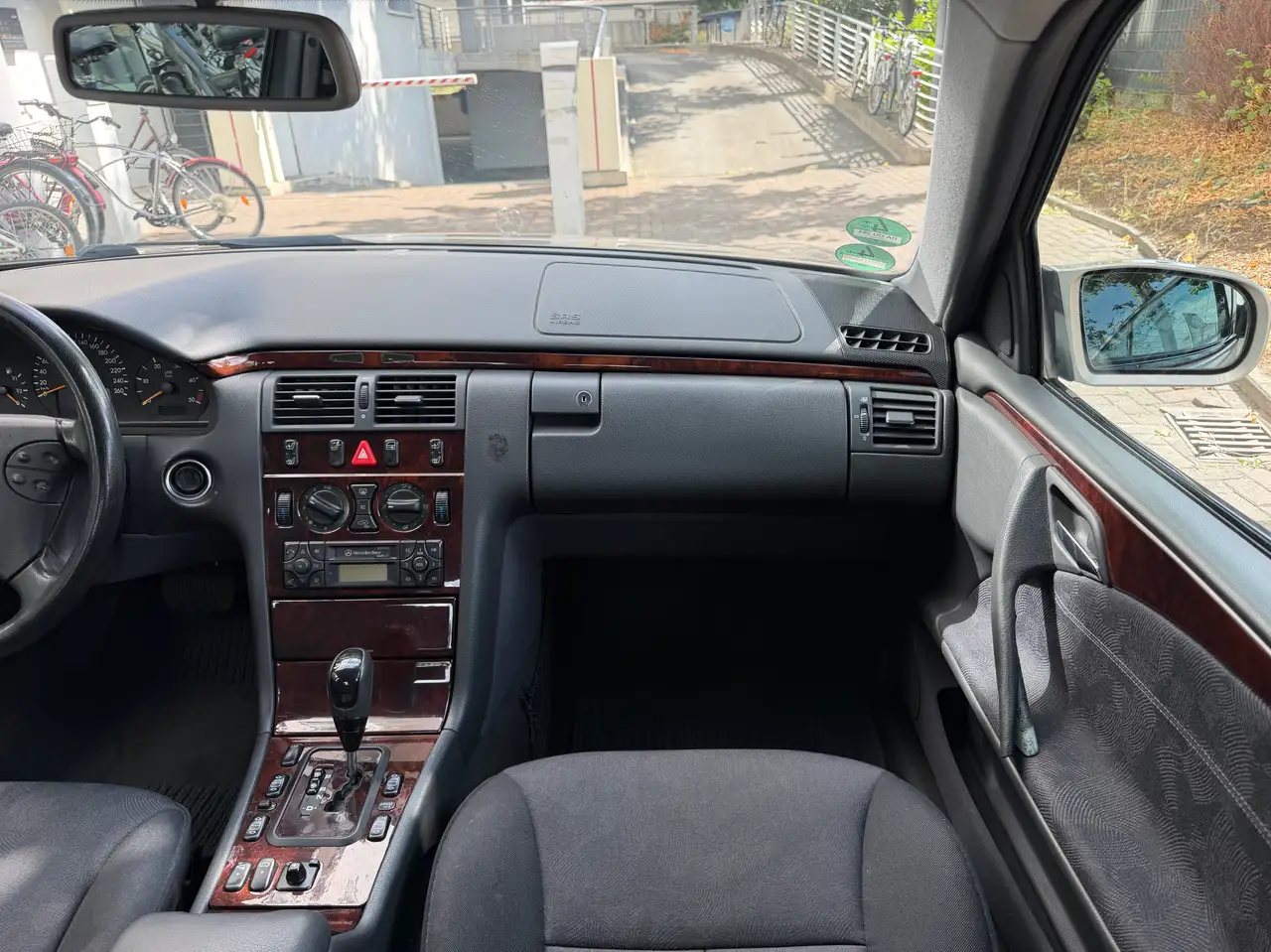 Mercedes-Benz E 220 E-Klasse CDI Elegance, foto 12