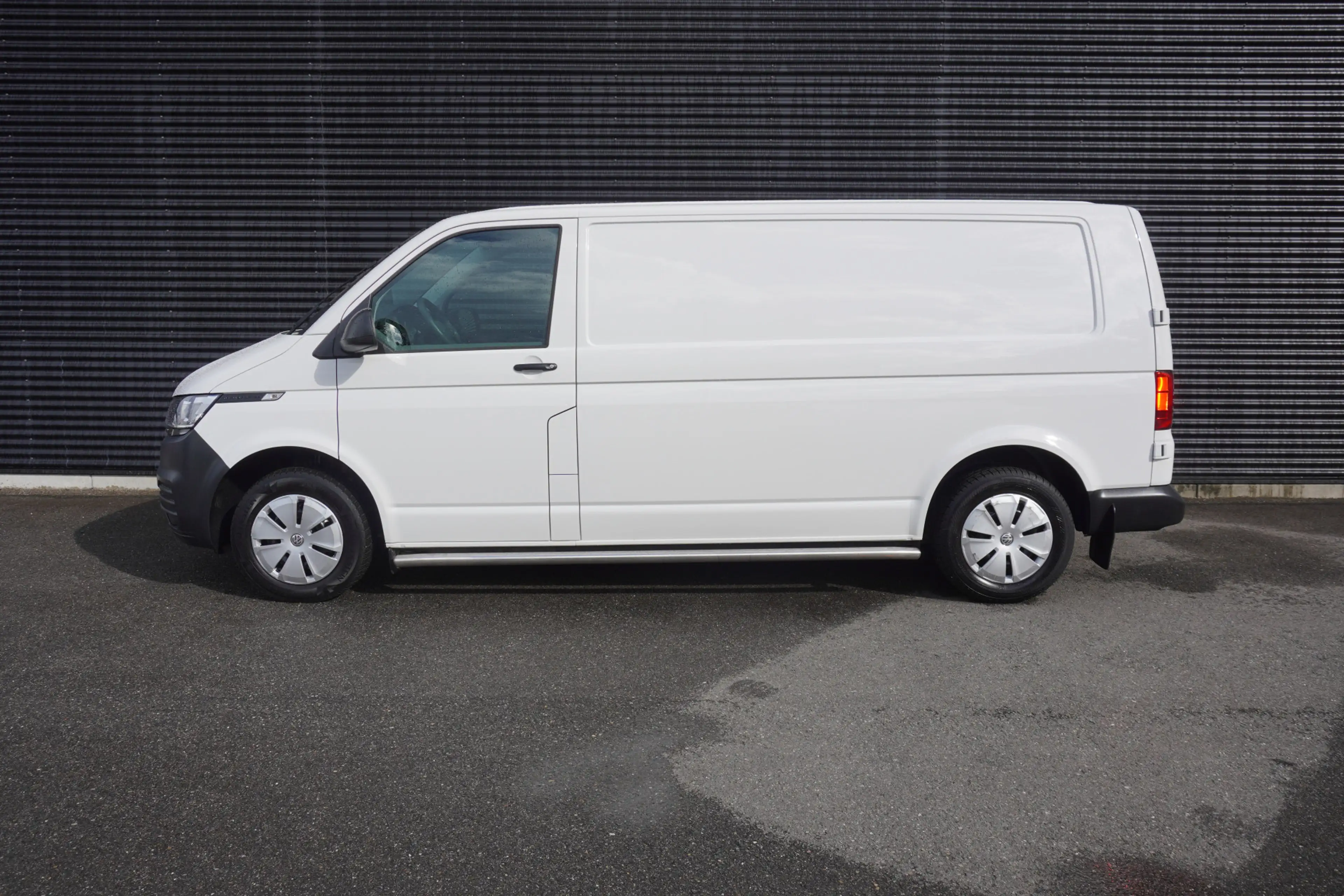 Volkswagen Transporter L2H1 110pk L2H1 Camera Apple Carplay Airco Cruise — photo 4