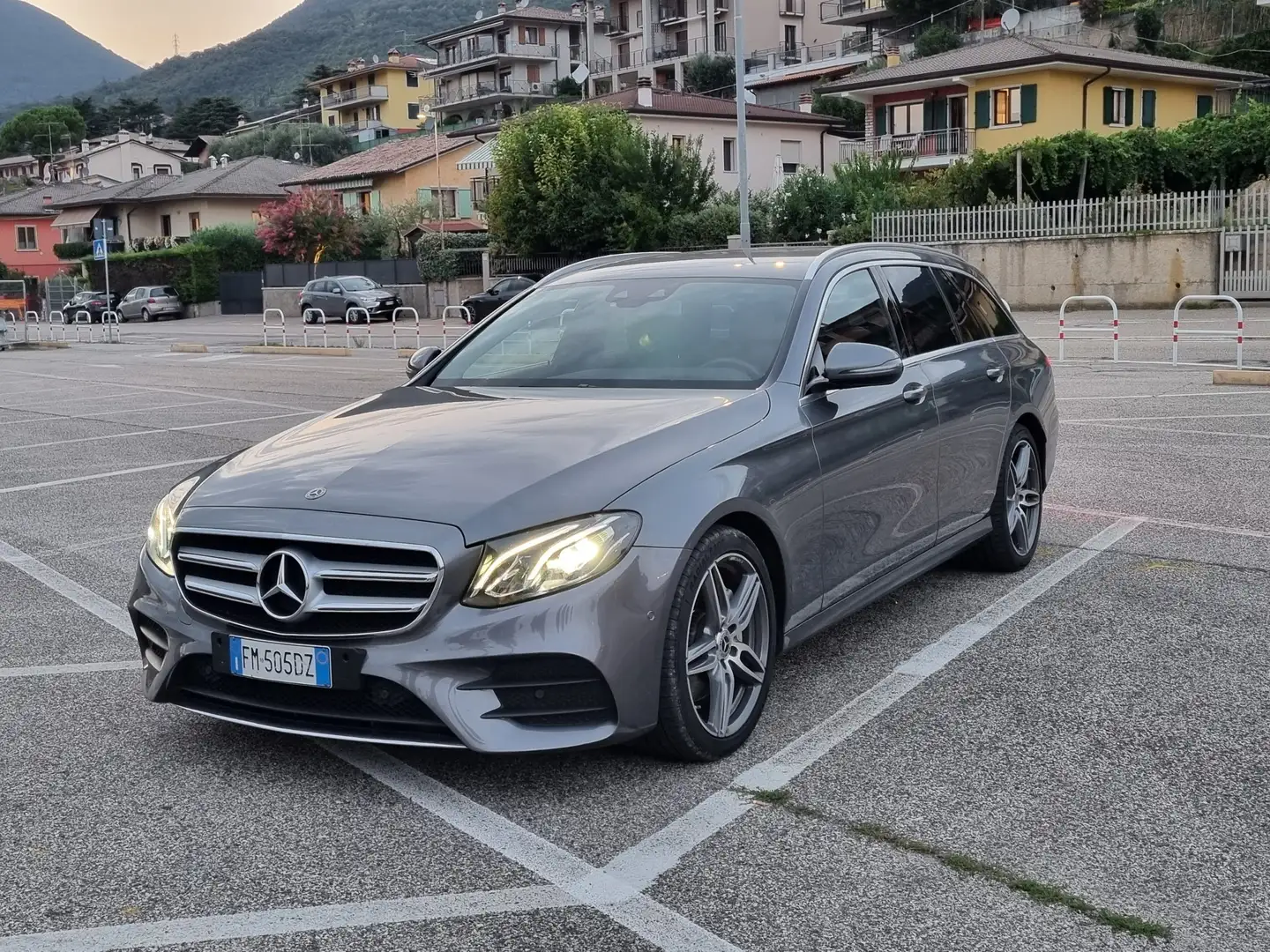 Mercedes-Benz E 220 SW d Premium Plus auto - 1
