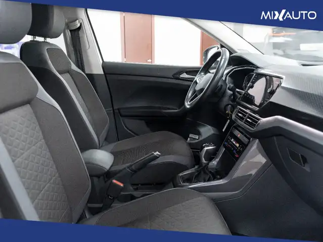 Volkswagen T-Cross view 13
