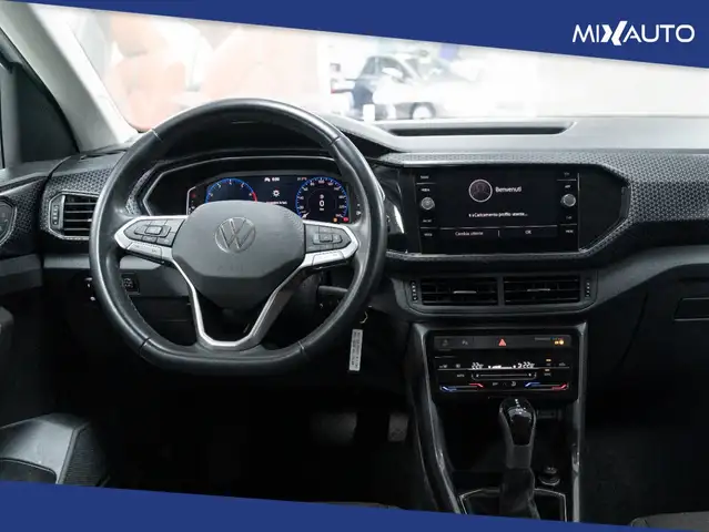 Volkswagen T-Cross view 10