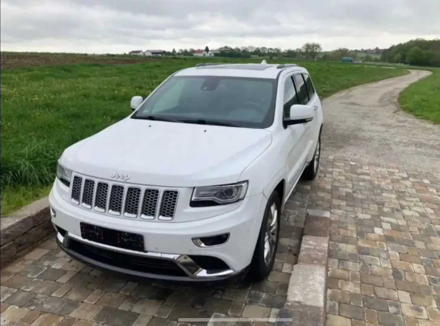 Jeep Grand Cherokee 3,0 V6 CRD Overland - 1