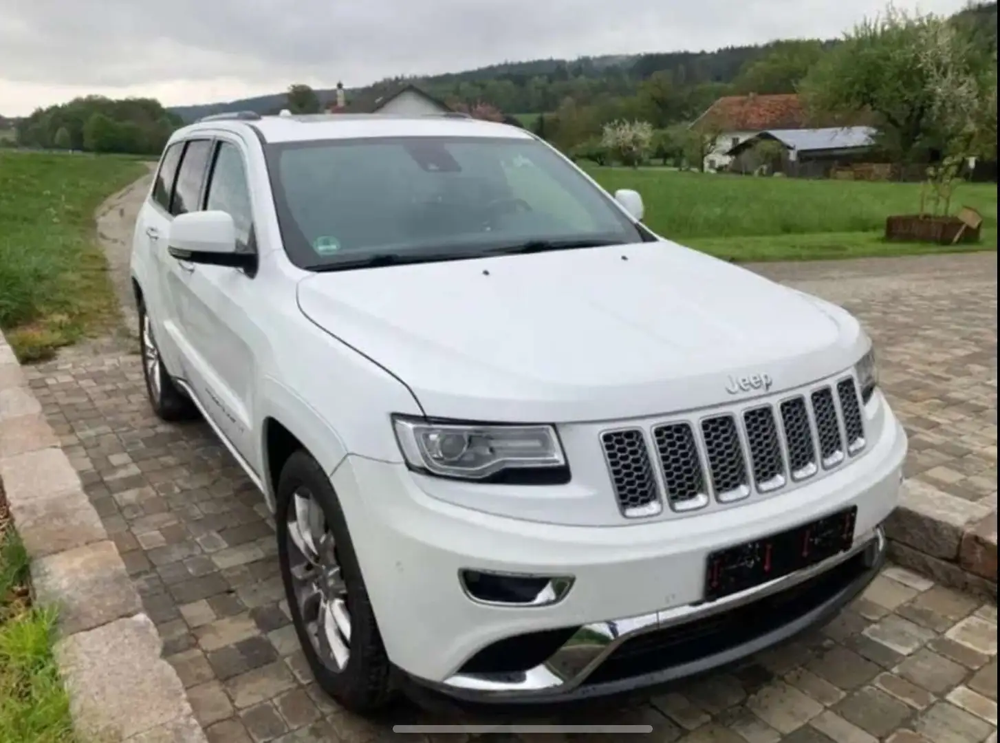 Jeep Grand Cherokee 3,0 V6 CRD Overland - 2