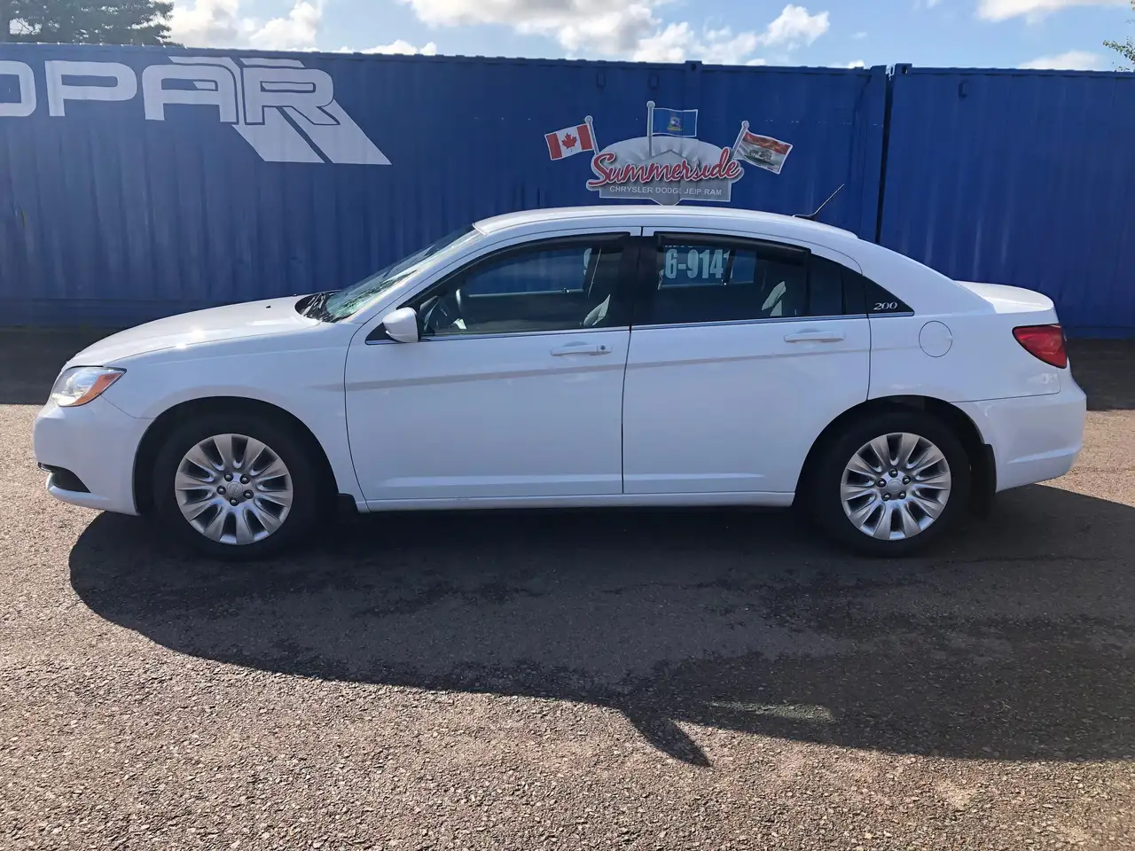 Chrysler 200 снимка Chrysler 200