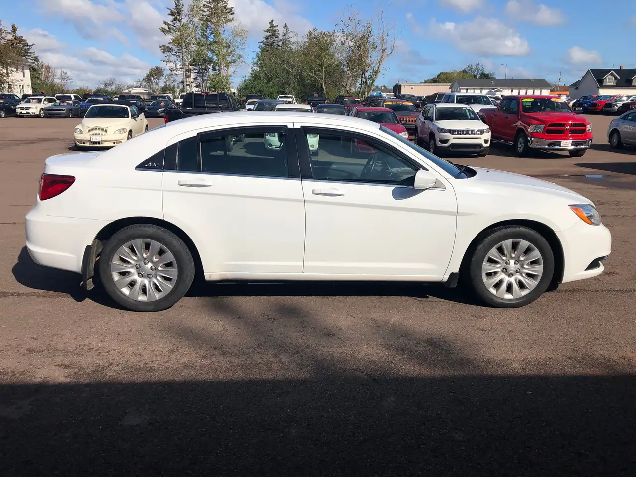 Chrysler 200 снимка Chrysler 200