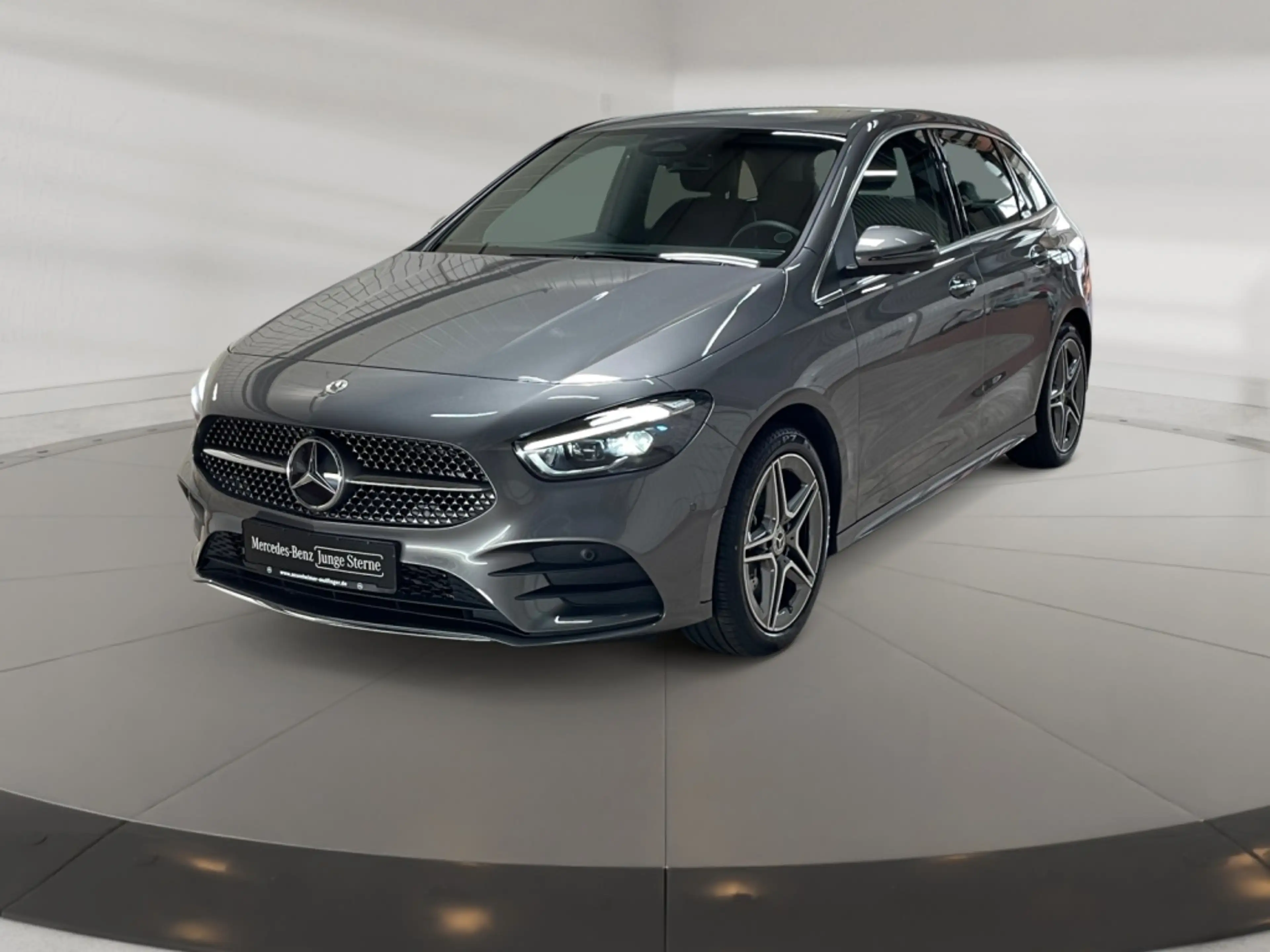 Mercedes-Benz B 250 e AMG AMG+MBUX+MBeam+Fahrassist+AHK+Wide — photo 2