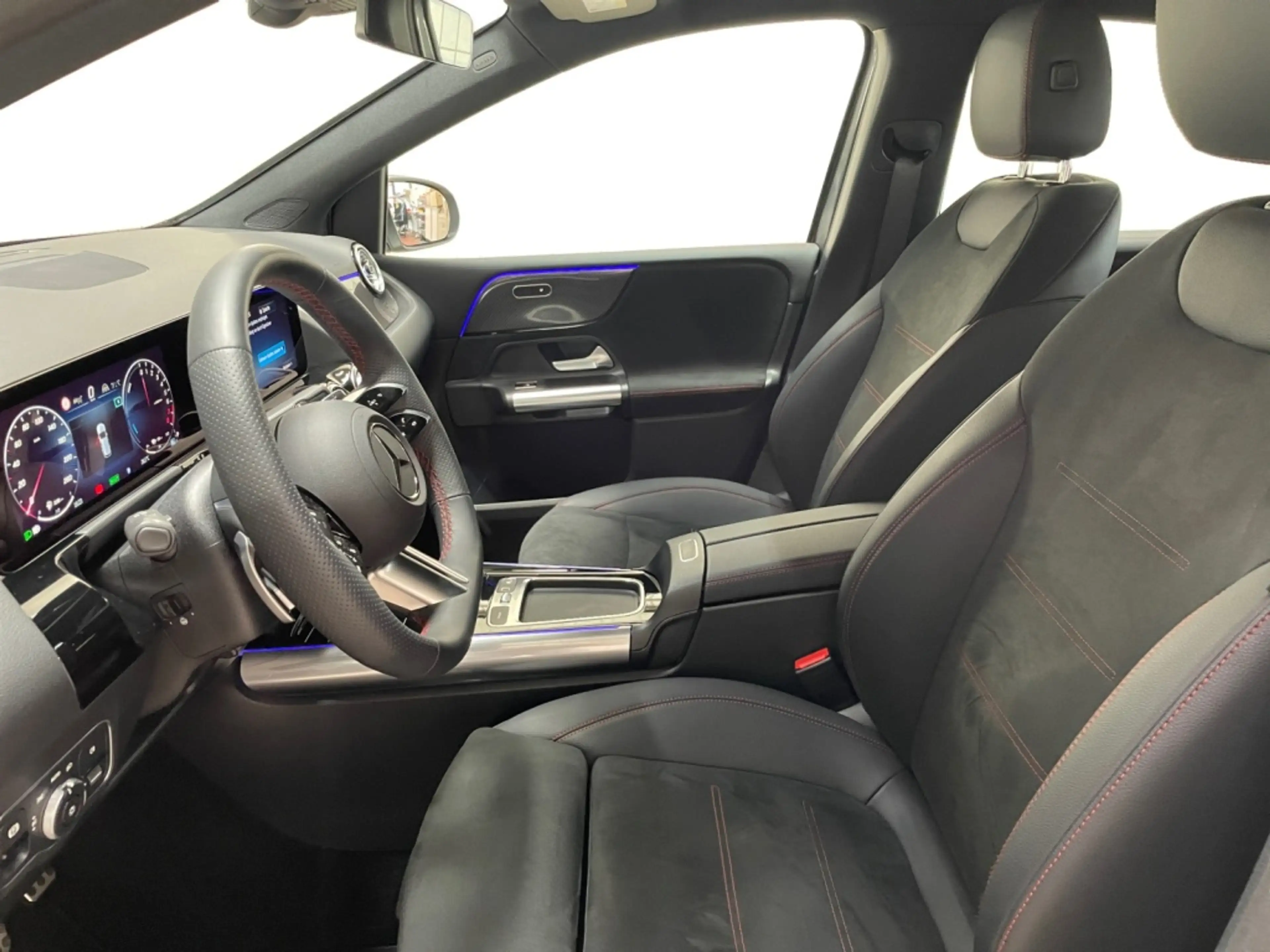 Mercedes-Benz B 250 e AMG AMG+MBUX+MBeam+Fahrassist+AHK+Wide — photo 10