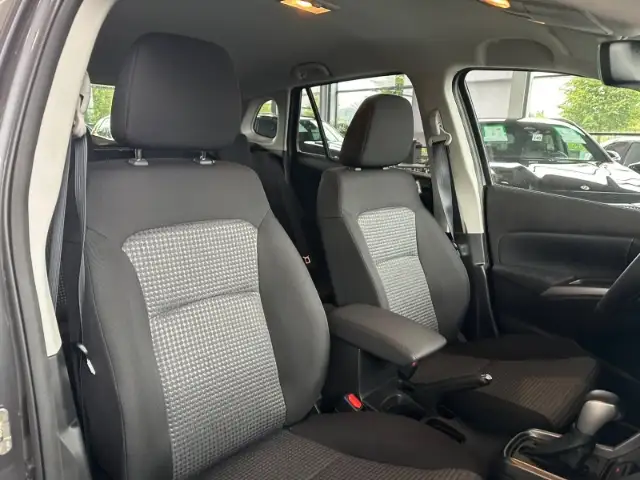 Suzuki SX4 S-Cross view 15