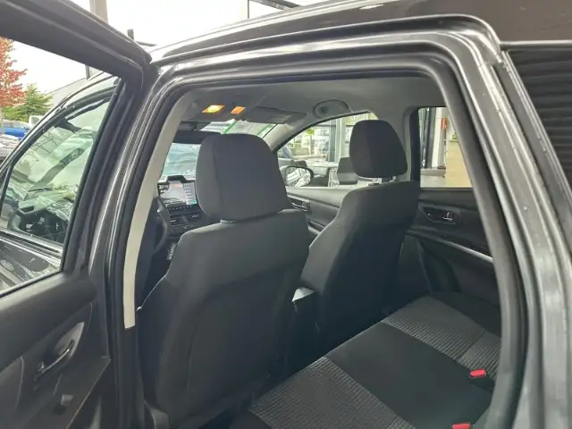 Suzuki SX4 S-Cross view 12