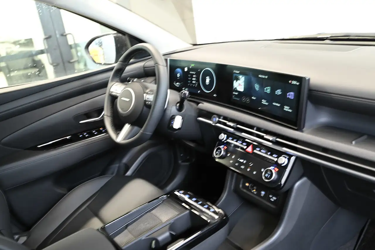Hyundai TUCSON снимка Hyundai TUCSON