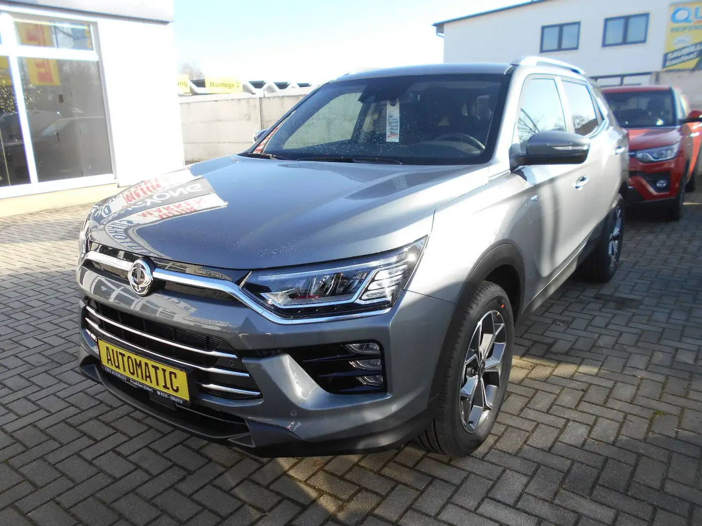 SsangYong Korando 1.5 4WD Automatik RUBY Sitzheiz Navi PDC Grau - 1