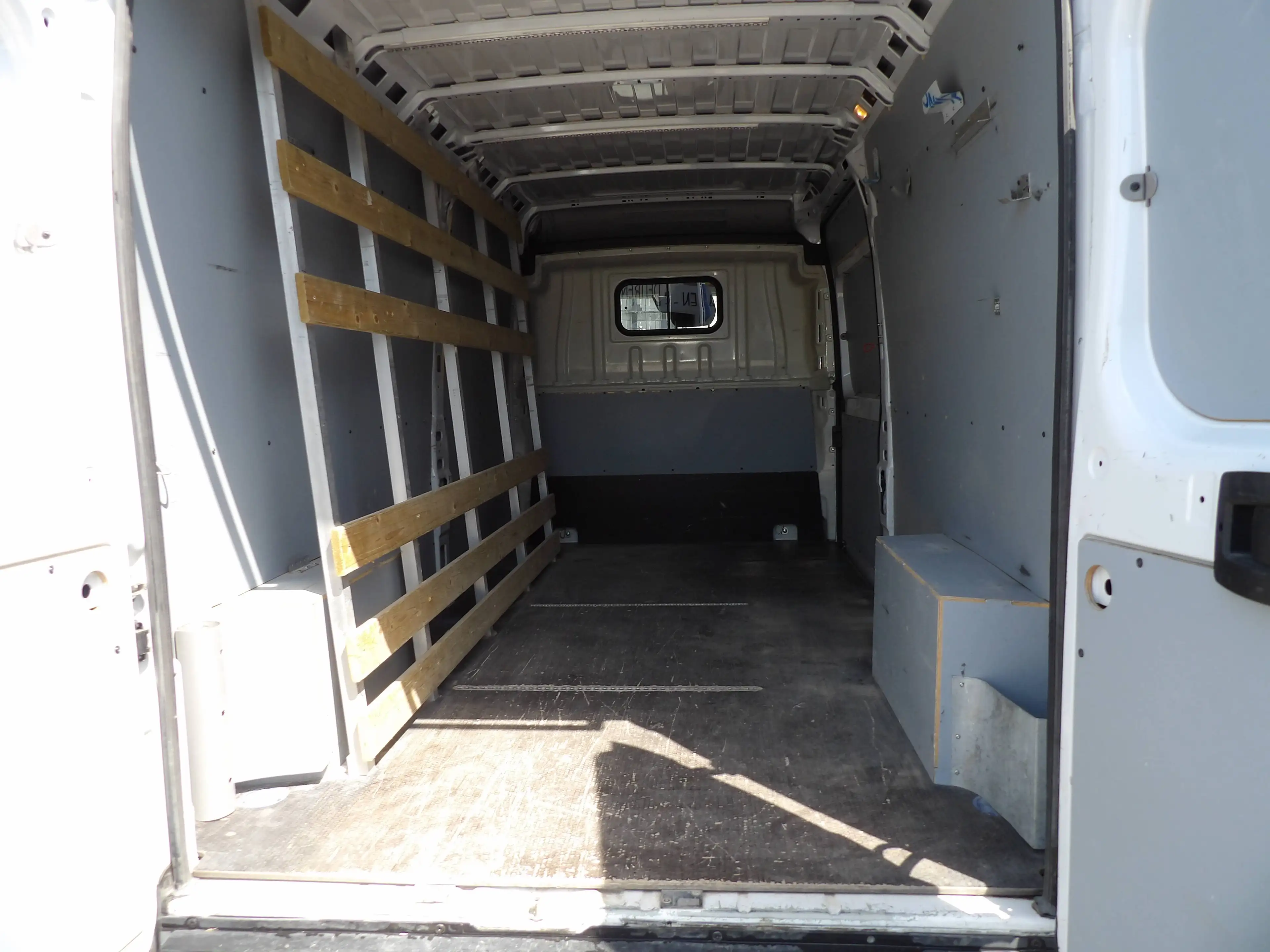 Peugeot Boxer 2.2 BlueHDi L3H2 Asphalt S/S (EU6if) — photo 7