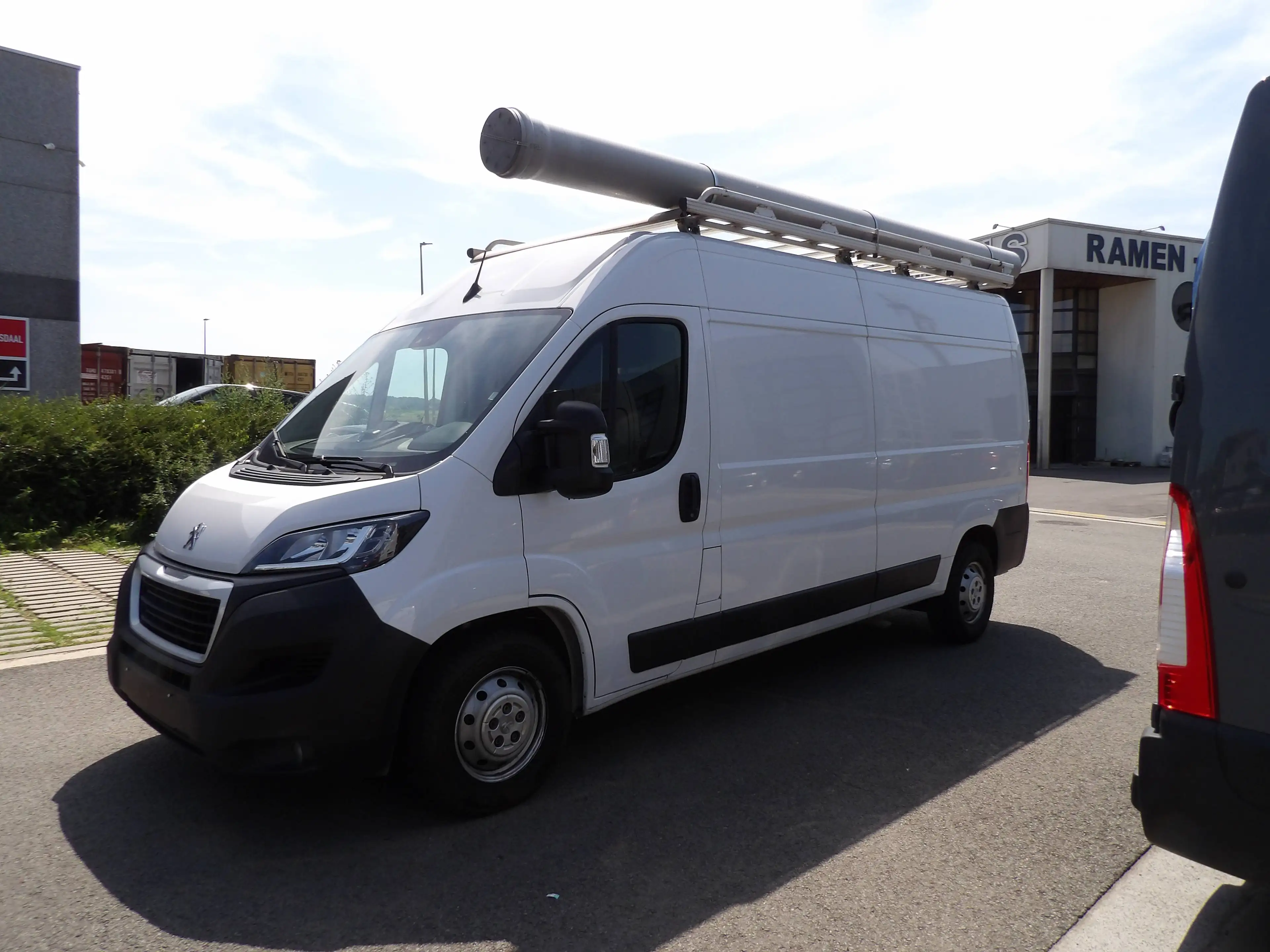 Peugeot Boxer 2.2 BlueHDi L3H2 Asphalt S/S (EU6if) — photo 5