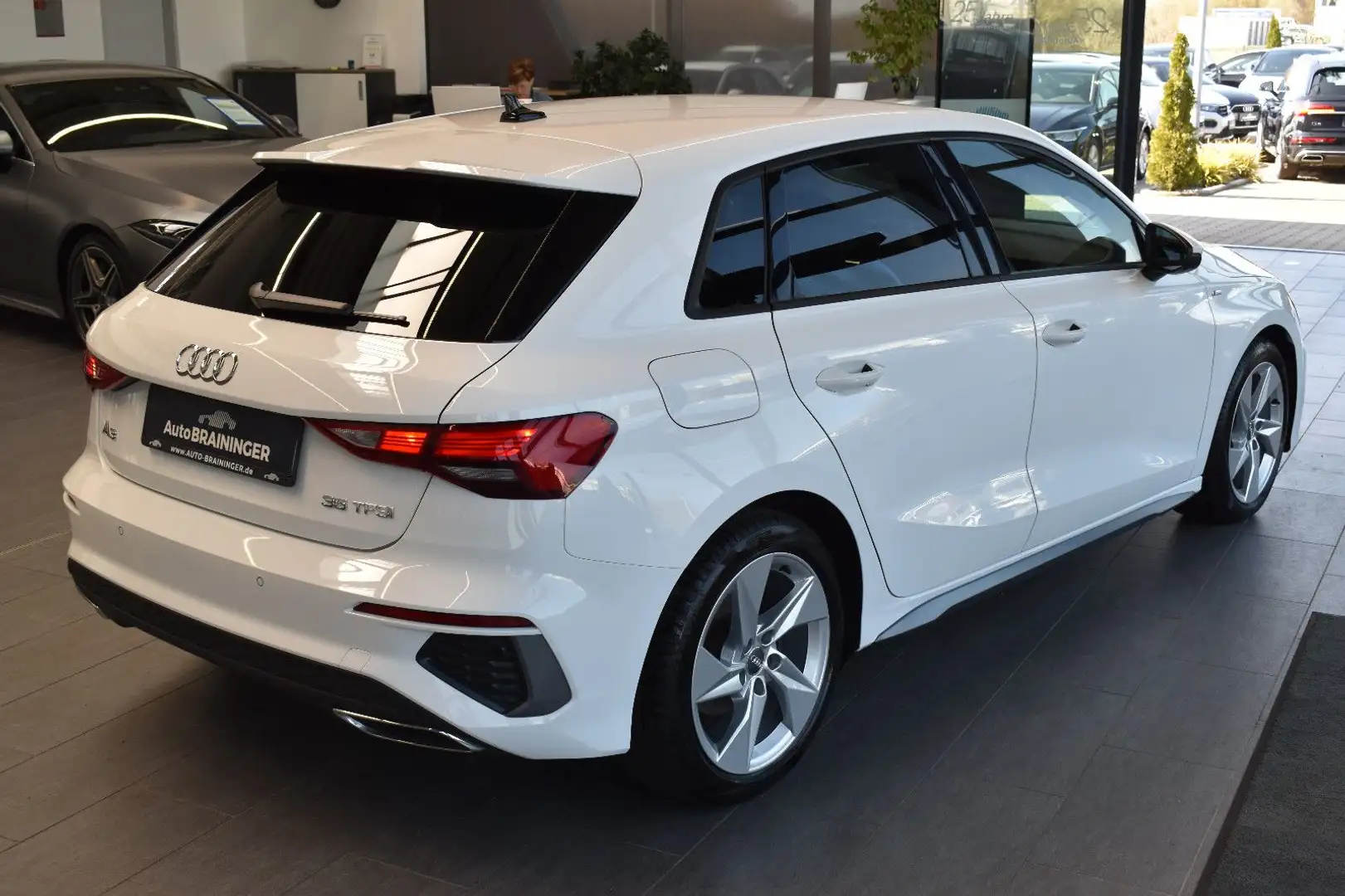 Audi A3 SB 35TFSI S-line S-tronic LED~Navi3D~VirtualC Blanc - 2