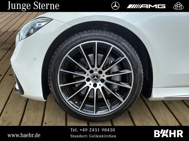 Mercedes-Benz S-Class view 6