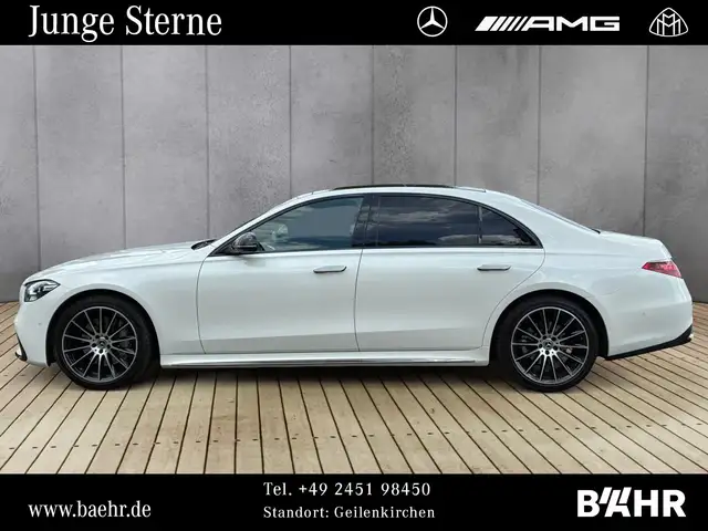 Mercedes-Benz S-Class view 2