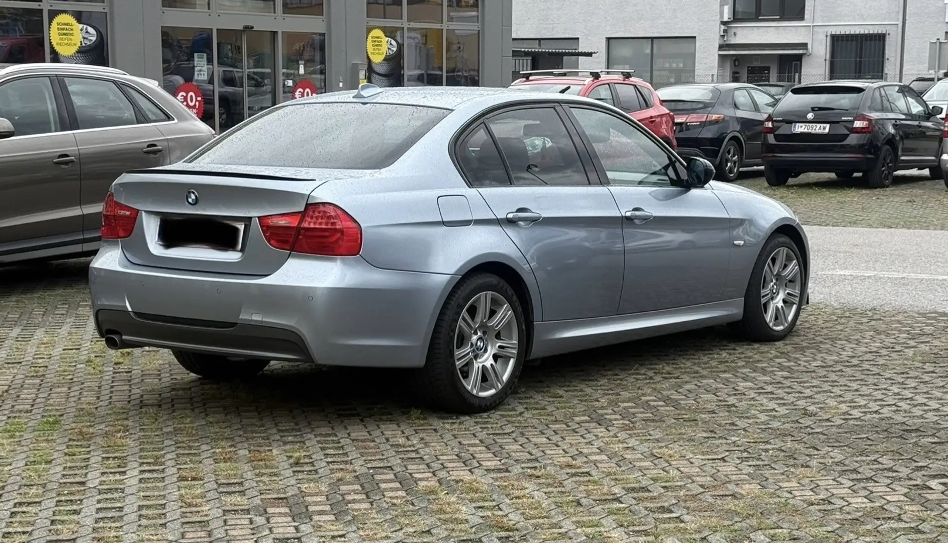 BMW 320 320d xDrive Österreich-Paket - 2