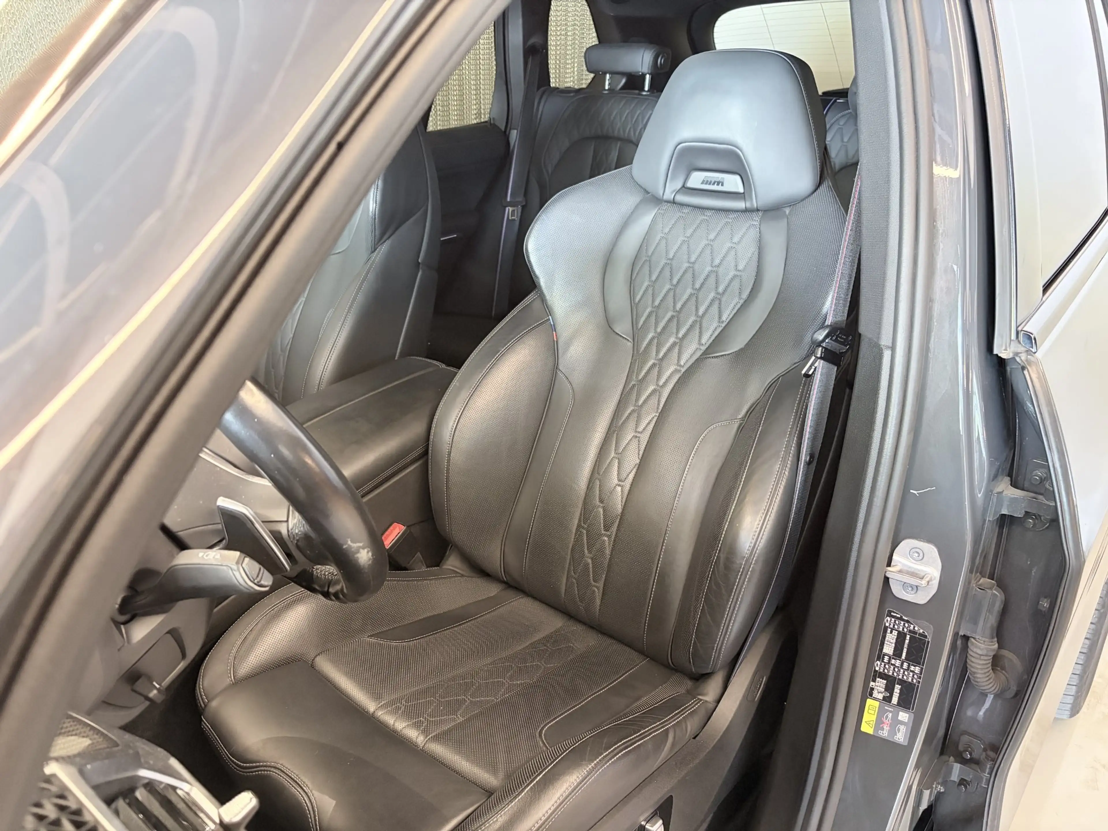 BMW X5 xDrive50e — photo 7