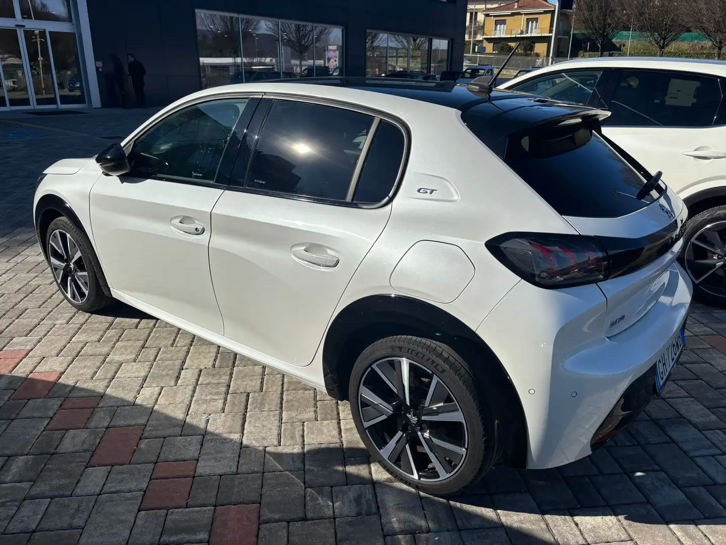 Peugeot 208 208 II 2019 1.2 puretech GT s Weiß - 2