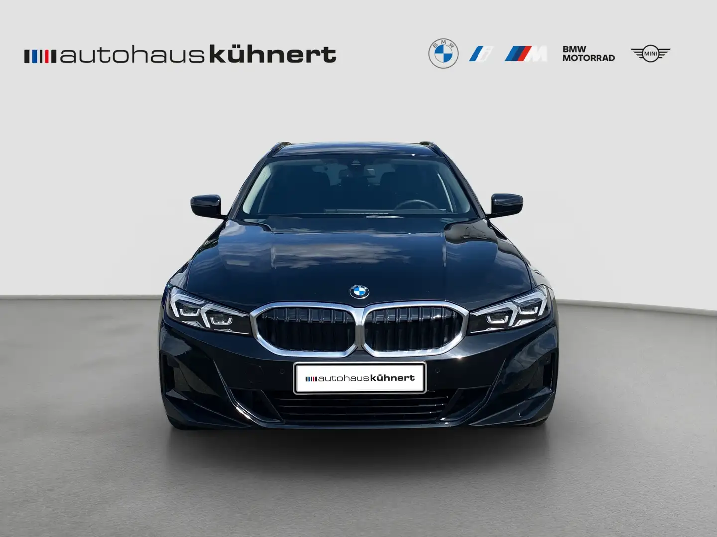 BMW 318 i Touring LED SpurAss Navi AUT PDC KeyLess Zwart - 2