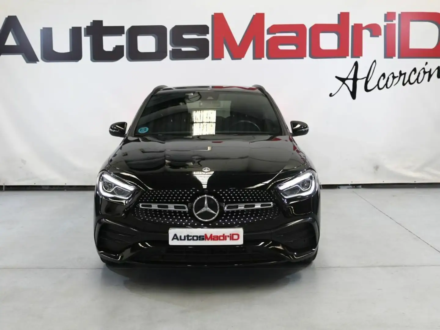 Mercedes-Benz GLA 200 D Noir - 2