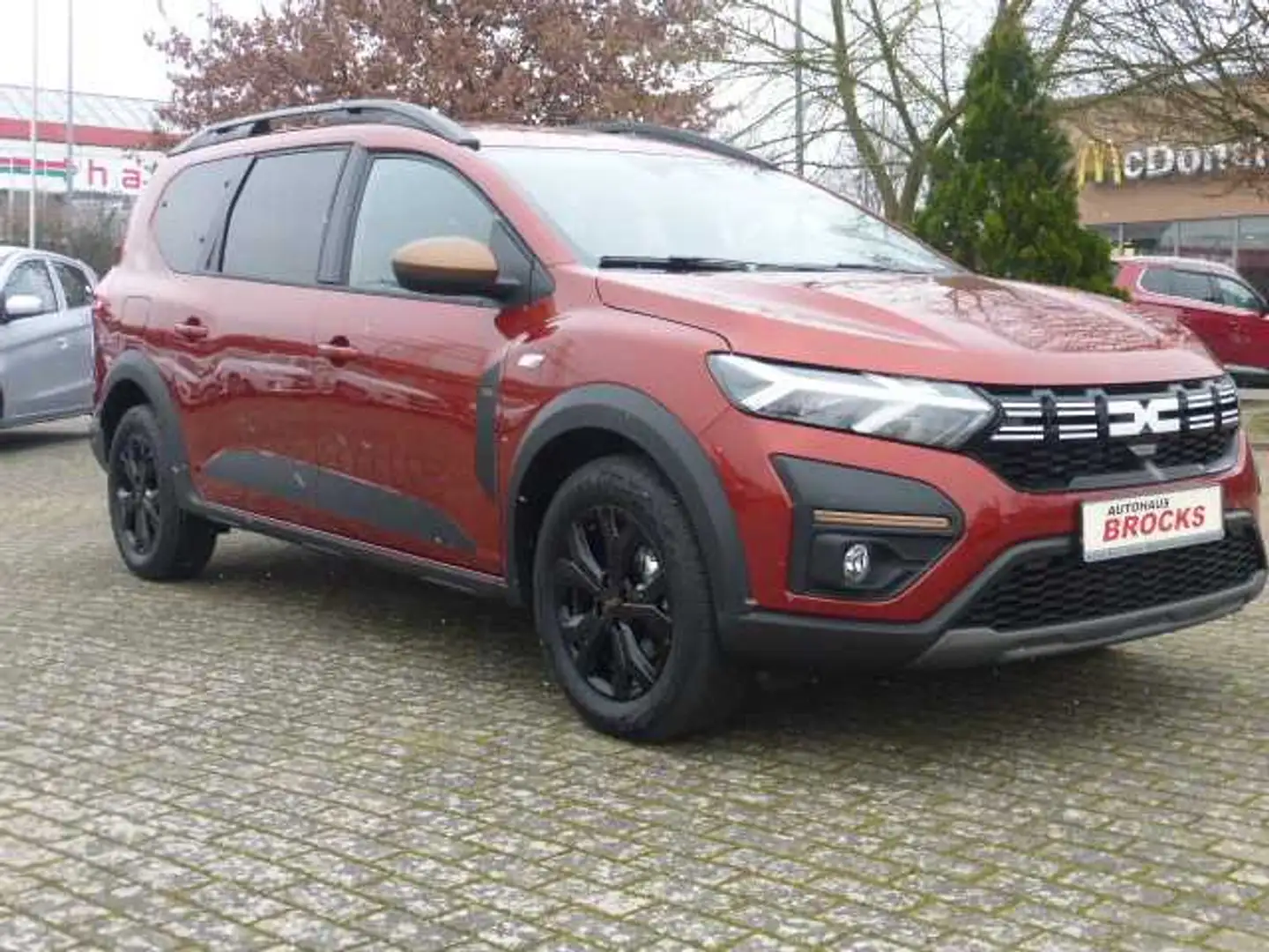 Dacia Jogger 1,0 TCe 110 Extreme 6MT 7-Sitzer Kahverengi - 2