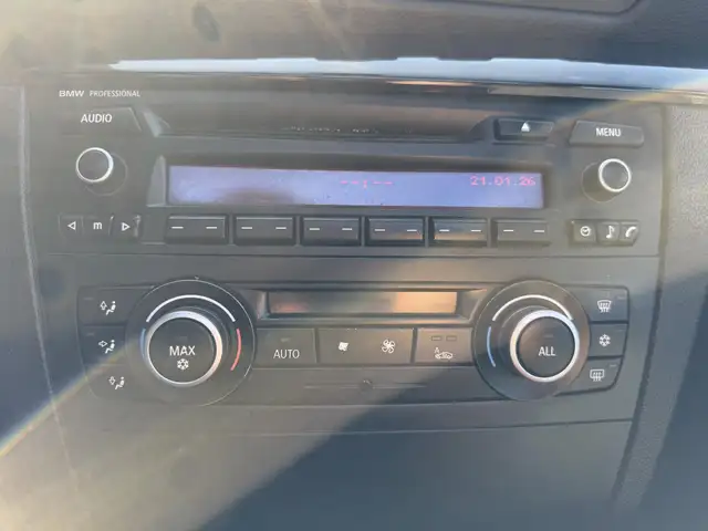 BMW 1 Series view 29