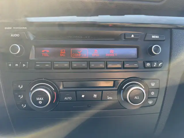 BMW 1 Series view 30