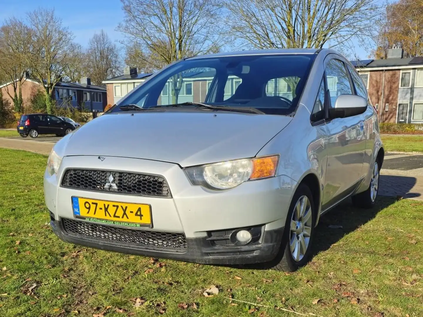 Mitsubishi Colt Colt 1.3 Edition Two Grijs - 1
